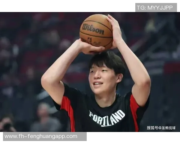 苏群分析杨瀚森高位策应战术变革带来的明显效果与球队表现提升